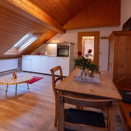 Ferienwohnung „Rose“ Wiesenfelden Bagian luar foto